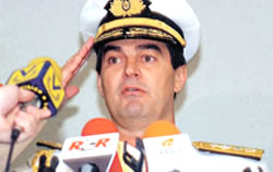 Venezuela el contraalmirante retirado Carlos Molina Tamayo denuncia