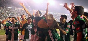 Oriente-Petrolero-celebra-la-victoria-EFE-elmundoes