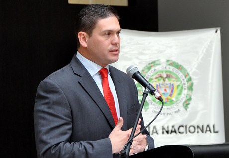 min_pnzon_ponalG (Copiar)