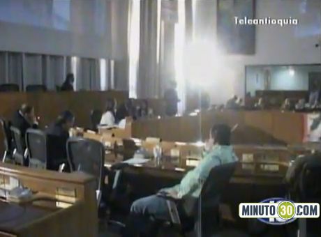 Rechazo a la utilización indebida del Recinto del Concejo: No es para grabar Videos Musicales