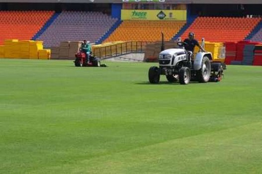 Entregan informe final sobre situación de los estadios de fútbol