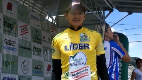 Alex Cano l%C3%ADder de la Vuelta Antioquia 384x217 Copiar