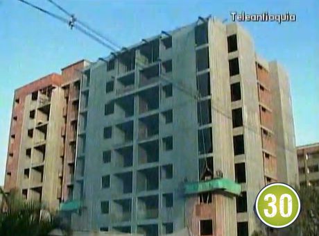 Tras la construcción de viviendas VIP en estratos 4, 5 y 6 de Medellín estarían lavando dinero