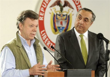 foto_presidencia_-_nuevo_min_interior_y_secretario_general(1)