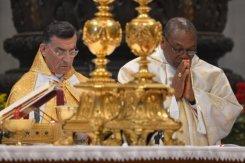 photo_1353852798378-1-1