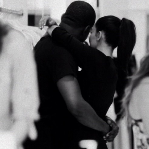 Kim Kardashian cambia su vida, tendrá un hijo en 2013 1 Kim Kardashian Kanye West Expecting Baby Pregnant