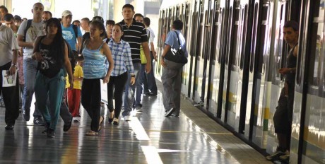 El Metro no subirá sus tarifas para el 2013: Se beneficiarán 3 millones de usuarios