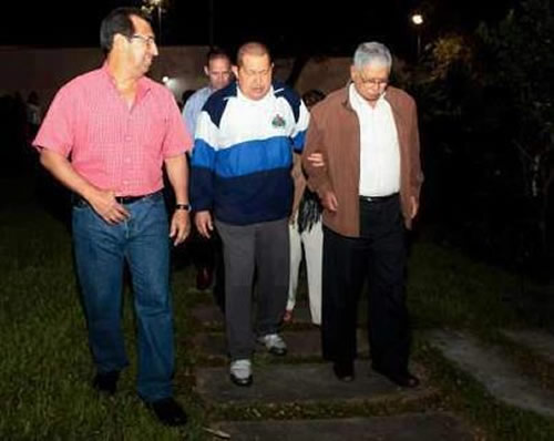 20510 chavez caminando