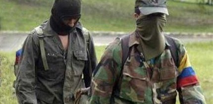 SE-DESMOVILIZARON-DOS-GUERRILLEROS (Copiar)