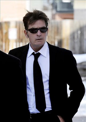 Fotografía del 8 de febrero de 2010 del actor estadounidense Charlie Sheen. EFE/Archivo