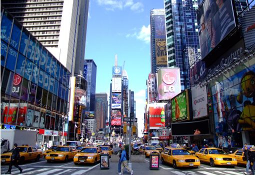 Sea una de las 100 personas a favor de los cambios sociales positivos, que se reunirán en la ciudad de Nueva York, desde el 24 de agosto de 2013.