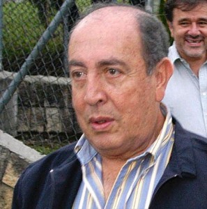El proceso de paz en Colombia debe incluir al ELN, según la comisión de facilitación 2 En la imagen, el portavoz de la comisión civil de facilitación para un eventual diálogo entre el Gobierno de Colombia y el ELN, Jaime Bernal Cuéllar. EFE/Archivo