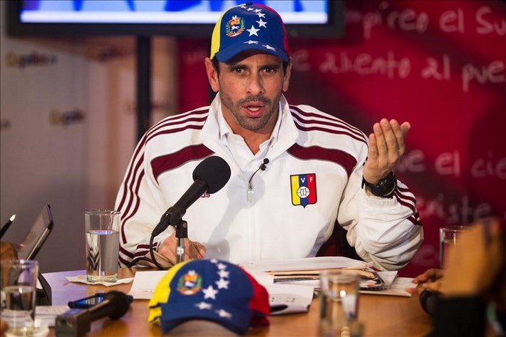 Capriles no se contradice al llamar a votar en las municipales venezolanas 1 5430022w Copiar
