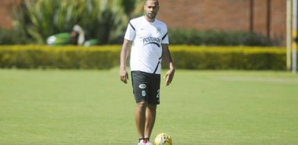 El francés Thierry Henry se entrena con el Atlético Nacional. Fotos 1 tierry henry en nacional h