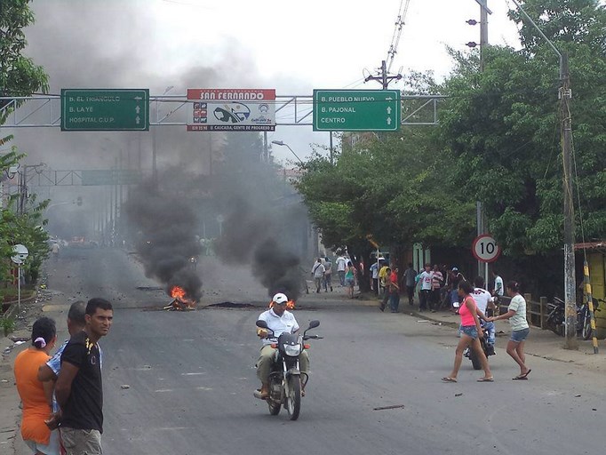 1013523_624945634191939_780173878_n (Copiar)