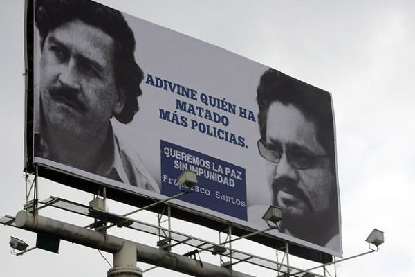 Las polémicas vallas de 'Pacho' Santos. 12 vallas-pacho-santos