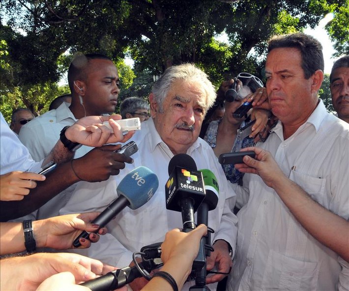 Las FARC no confirman ni desmienten reunión en Cuba con el presidente de Uruguay