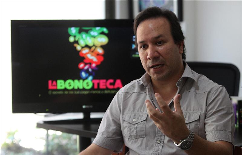 Gerente de La Bonoteca, Tomás Posada, explica cómo funciona la novedosa herramienta