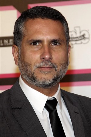 La película colombiana, protagonizada por el ya consagrado actor Marlon Moreno, narra la historia del vigilante de una mina de sal abandonada que aprovecha su trabajo para esconderse del mundo. EFE/Archivo