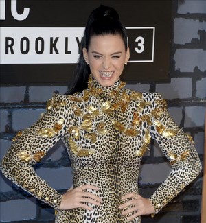 La cantante Katy Perry clausuró la noche de los MTV Video Music Awards, en el Barclays Center de Brooklyn, Nueva York. EFE