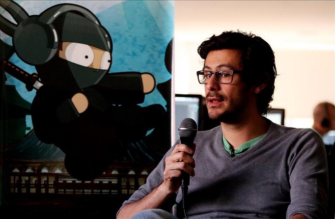 El director creativo de la empresa Brainz, Jairo Nieto, habla en una entrevista con Colombia.inn sobre el videojuego Audio Ninja, creado por el colombiano Juan Pablo Reyes. COLOMBIA.INN