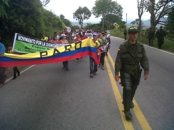 BSD093eIMAAOM6E.jpg large