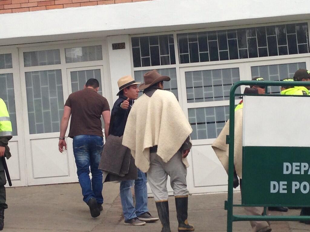 BSDX7z5CIAEdje4.jpg large