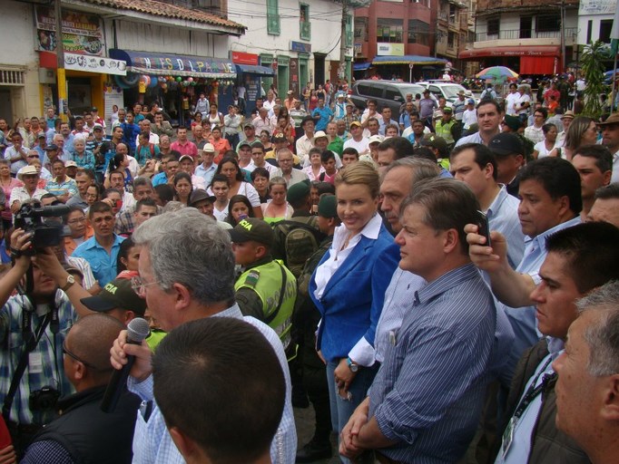 Uribe ya dijo que sí encabezará lista al Senado: Liliana Rendón 4 Liliana Rendon (Copiar)