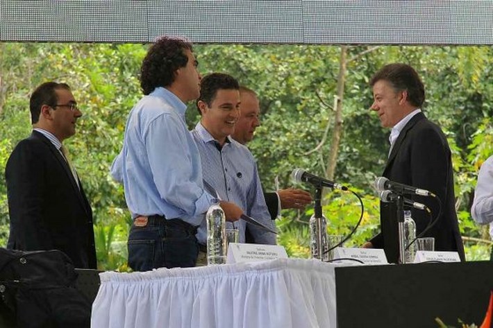 santos + fajardo + gaviria (Copiar)