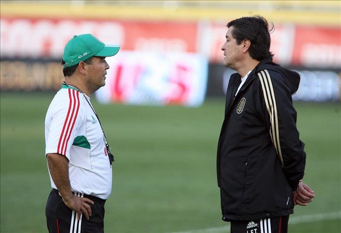El nuevo entrenador de la selección de México, Luis Fernando Tena. EFE
