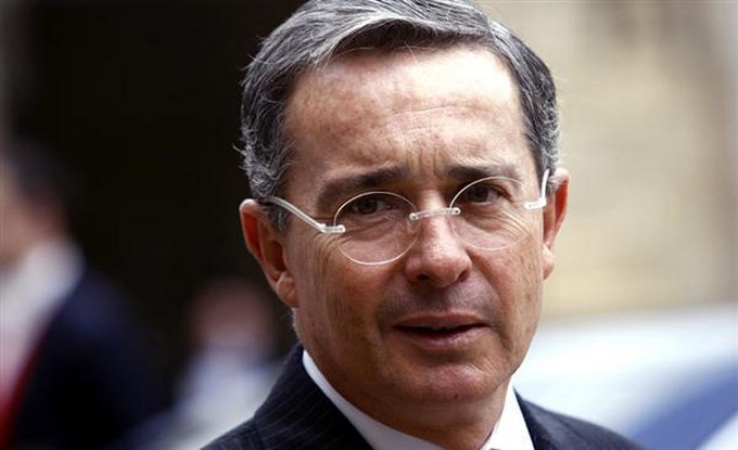alvarouribe Copiar