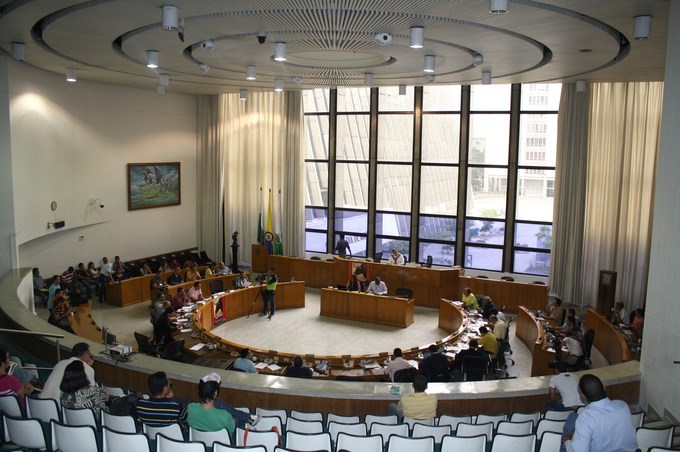 Bordes de Medellín, el tema que se discutió hoy en el Concejo