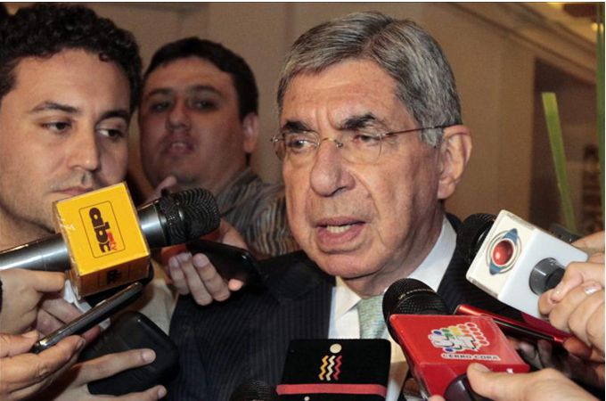 oscar arias