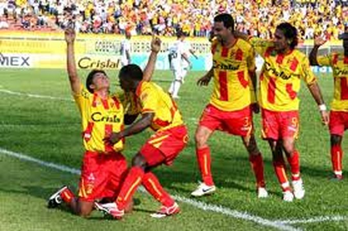 Primera B : Pereira volvió al triunfo luego de seis fechas 1 Pereira venció al Cartagena.
