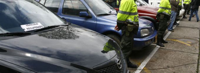Policía Metropolitana recupera dos vehículos que habían sido hurtados. Placas 1 recuperados h