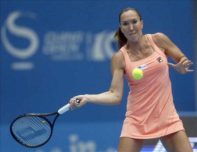 La WTA sigue viendo a su líder Serena Williams ratificar la supremacía 2 Serena Williams y Jelena Jankovic lucharán por el título de China Foto EFE.