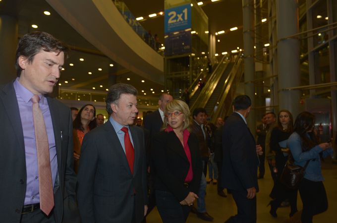 Recorrido del Presidente Juan Manuel Santos, por el nuevo Aeropuerto Eldorado de Bogotá. Foto: César Carrión - SIG