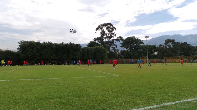 Fútbol: El Deportivo Independiente Medellín entrenó esta mañana en el estadio Atanasio Girardot. 1 20130924 095016 Copiar2