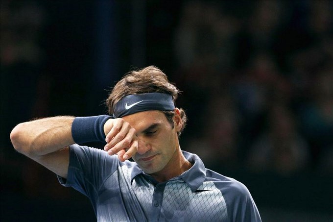 Tenis: Djokovic, primer finalista en Bercy tras vencer a Federer 2 Djokovic, primer finalista en Bercy tras vencer a Federer.