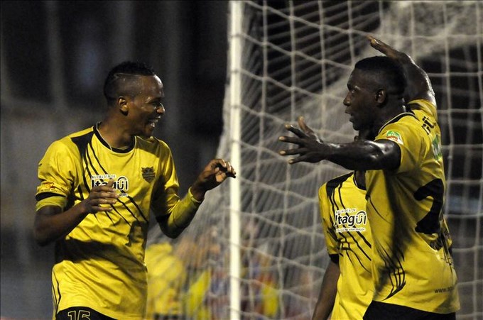 Atlético Junior y Deportivo Cali ganan y son líderes del fútbol colombiano 1 5732664w Copiar