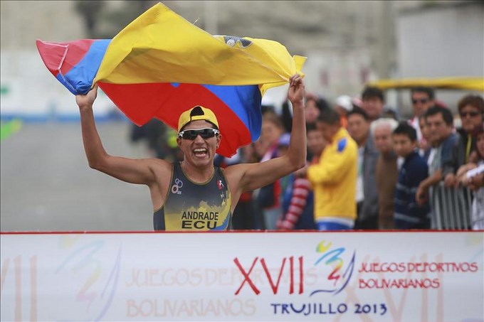 Bolivarianos: El equipo ecuatoriano conquista oro en triatlón por relevos de Bolivarianos 1 5758248w Copiar