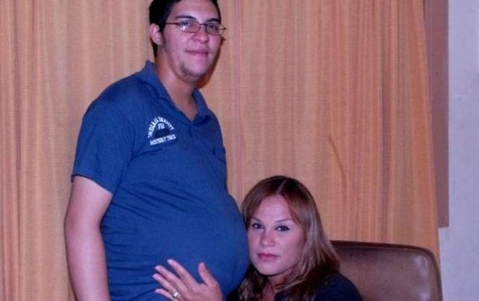transexual embarazado karen bruselario Copiar