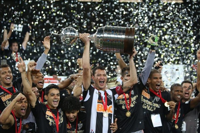 La Copa Libertadores, que llega a su edición 55 y se disputa desde 1960, se disputará en el primer semestre de 2014. EFE. archivo