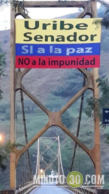 Uribe preguntó: ¿quién se torció? la multitud respondió a una sola voz: "Santos". Fotos 31 IMG-20131222-WA0020 (Copiar)