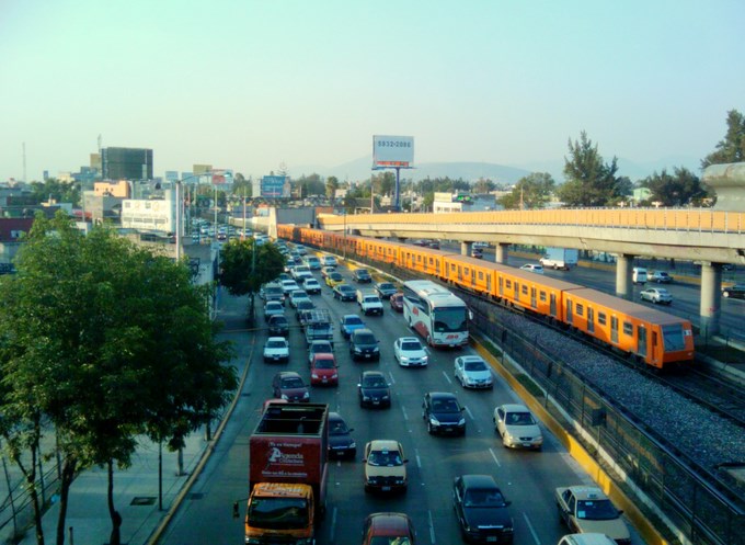 Metro de la cd de M%C3%A9xico Ocean%C3%ADa Rio Consulado Copiar