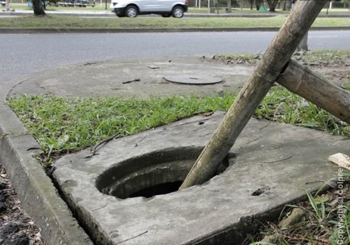 Brigada motorizada busca contadores sin tapa en Bogotá