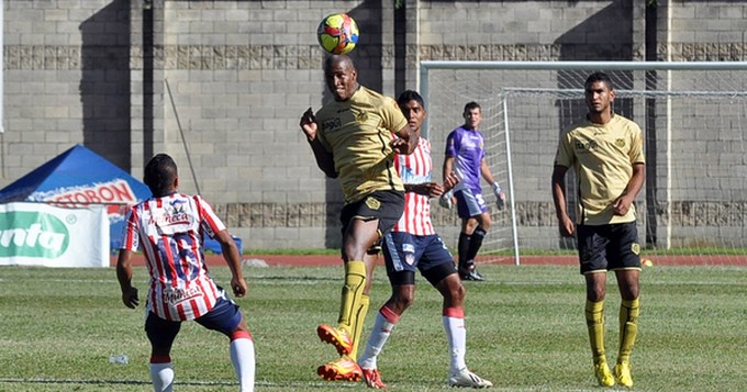 Luis Quiñones y Yesid Mena no jugaran con Junior 1 itagui junior liga2 2013 1 1379716417 Copiar