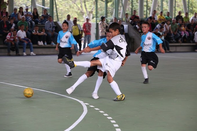 Listos los cuartos de final del Babyfútbol de salón 1 unnamed Copiar9