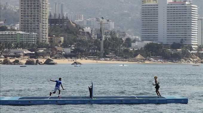 El búlgaro Dimitrov y canadiense Bouchard juegan tenis flotante en Acapulco. (video) 1 5977866w Copiar1