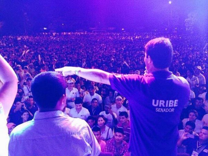 25 mil personas en Montería cerraron campaña con Álvaro Uribe. Fotos 6 Foto @PrimeroColombia
